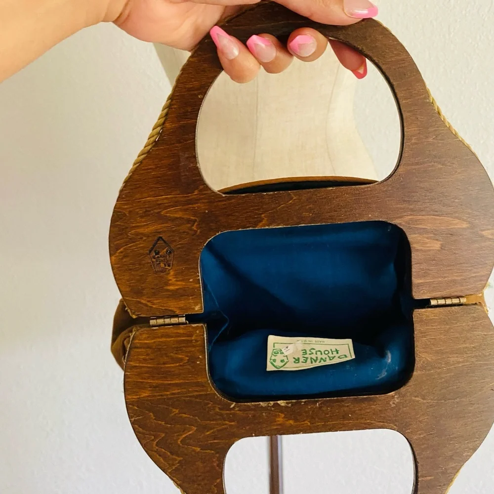 VINTAGE 70s BERMUDA BAG PURSE WOOD HANDLE BY BANNER HOUSE REVERSIBLE COVER - Picture 7 of 7